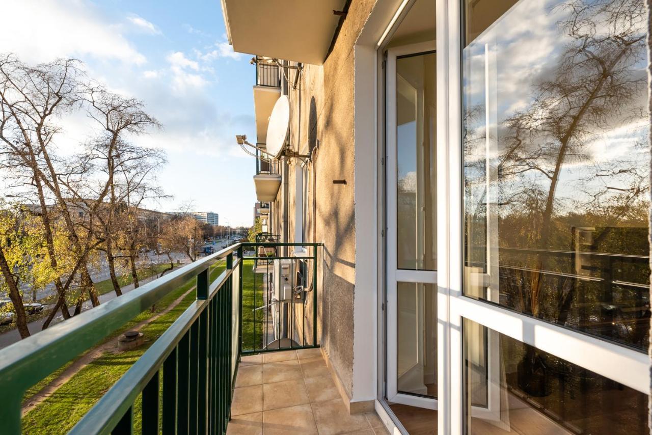 Ochota Sunny Apartment Varsóvia Exterior foto