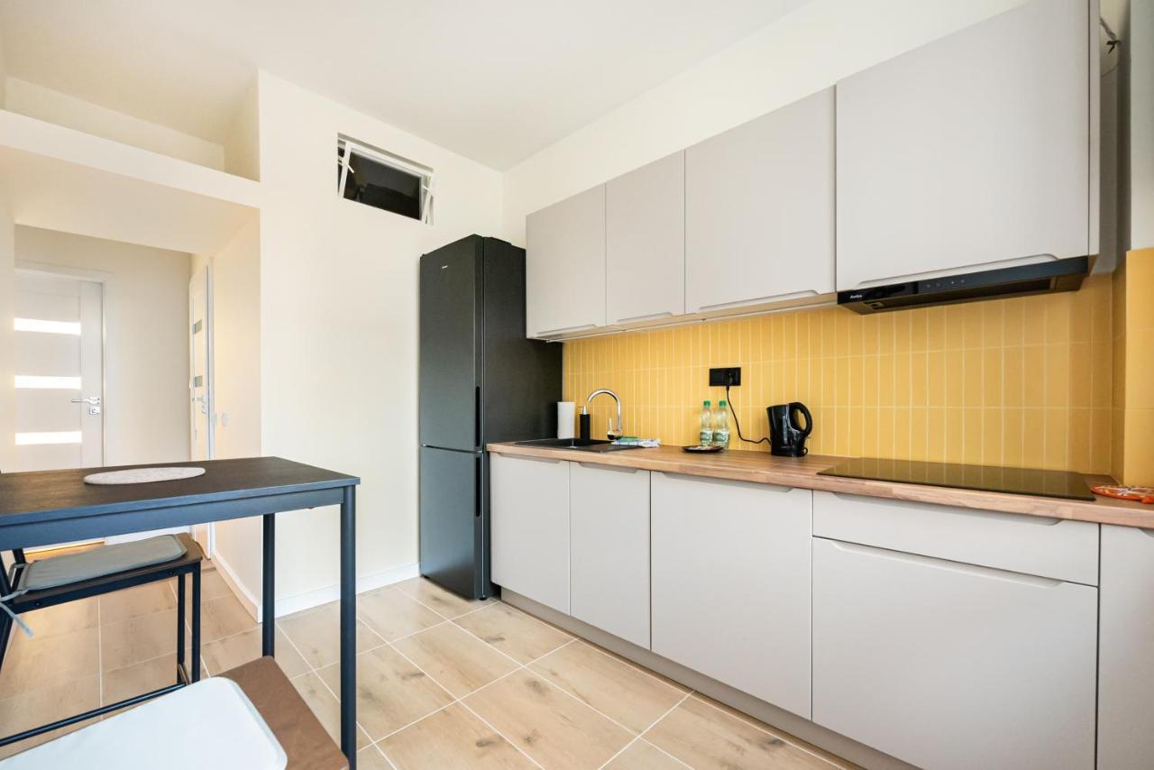 Ochota Sunny Apartment Varsóvia Exterior foto